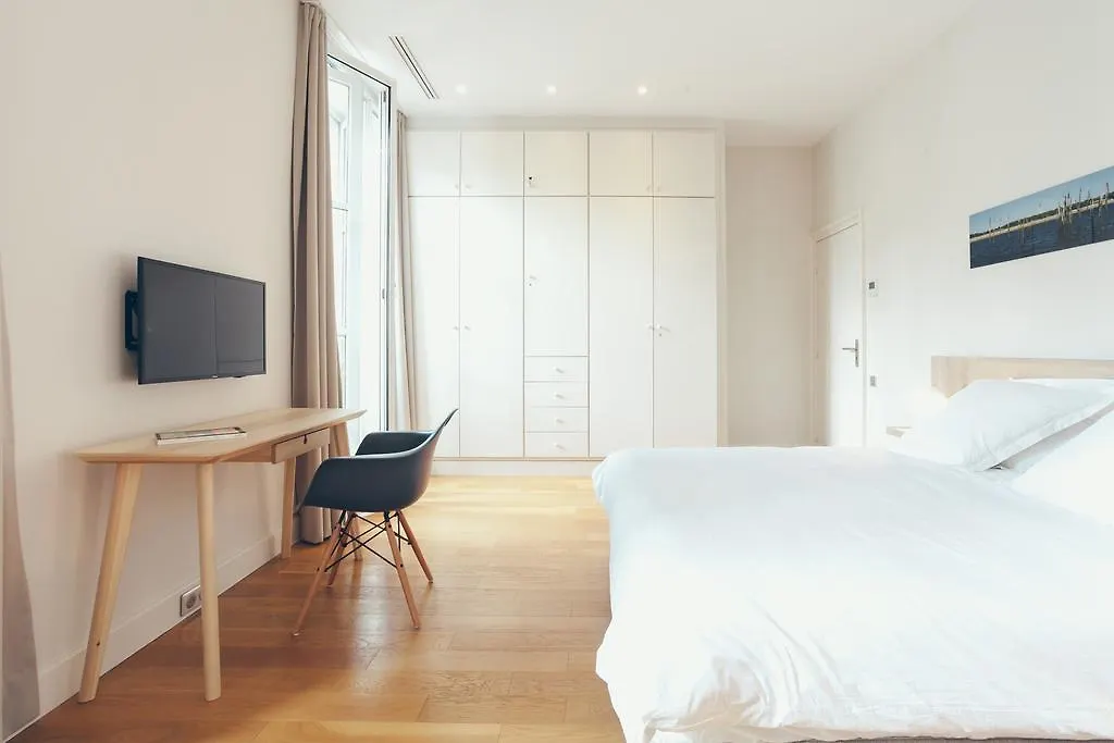 Appartement T4 Cours De L'Intendance-1